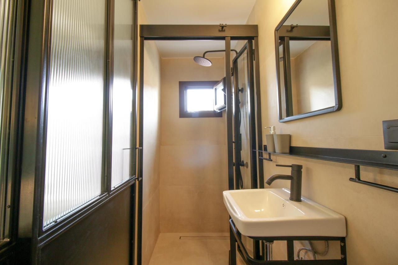 Onos - 2 Bedroom 2 Bathroom Penthouse With Terrace In Old Town 卡拉马塔 外观 照片